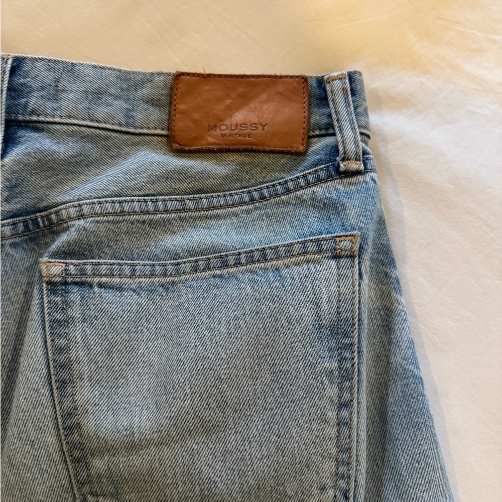Moussy vintage low rise tapered jeans sz 27